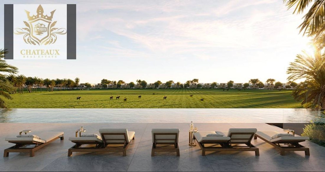 Villa in Dubai, United Arab Emirates 2 - 17268091