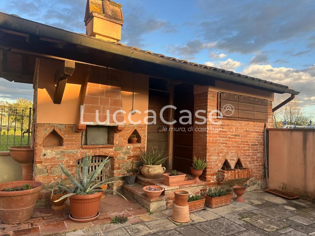 House in Porcari, Tuscany, Italy 2 - 17267431