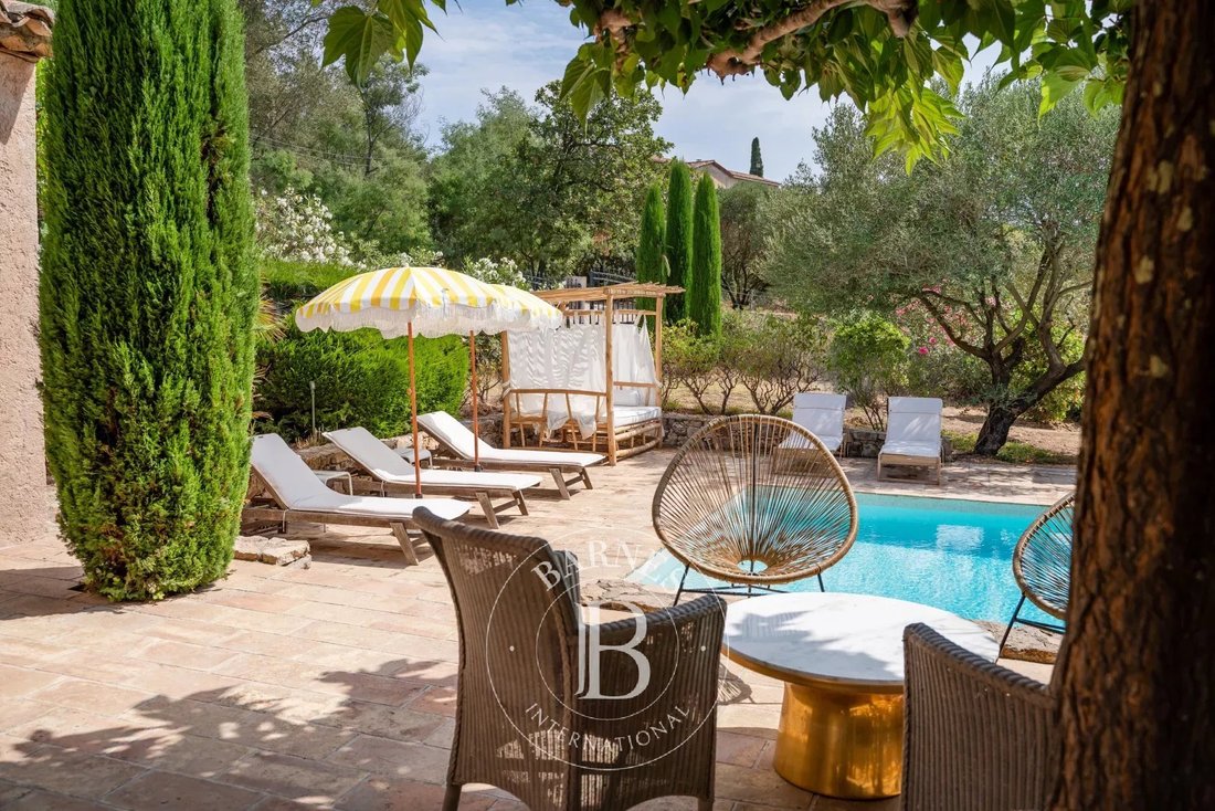 House in Grimaud, Provence-Alpes-Côte d'Azur, France 2 - 17267426