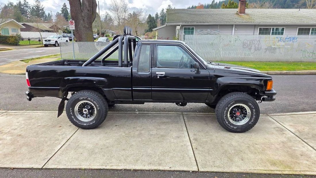 Pickup in Portland, OR, United States 4 - 17271740
