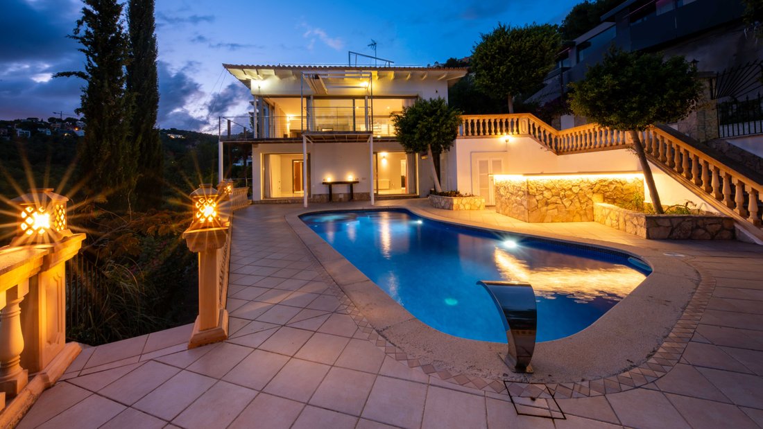 Villa in Costa d'en Blanes, Calvia, Balearic Islands 1 - 17268758