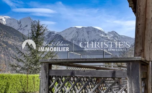 House in Ouest, Saint-Gervais-les-Bains, France 1