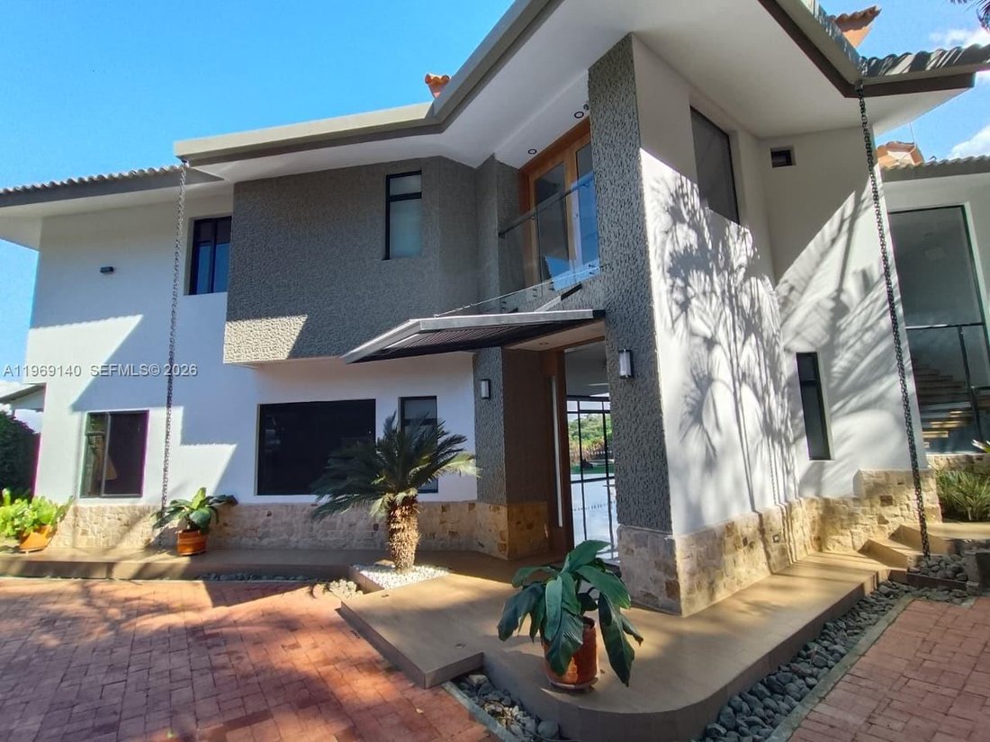 House in Cali, Yumbo, Colombia 3 - 17269667