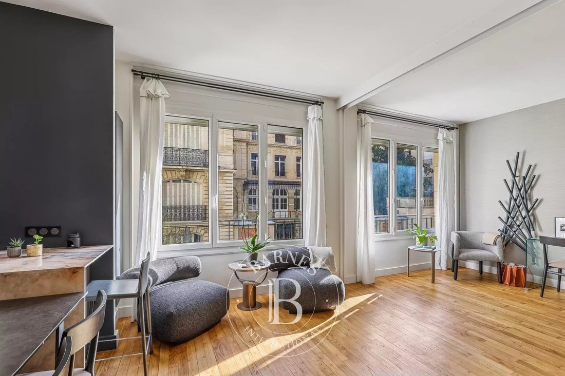 Apartment in Saint Placide, Paris 6e Arrondissement, Paris 3 - 17273262