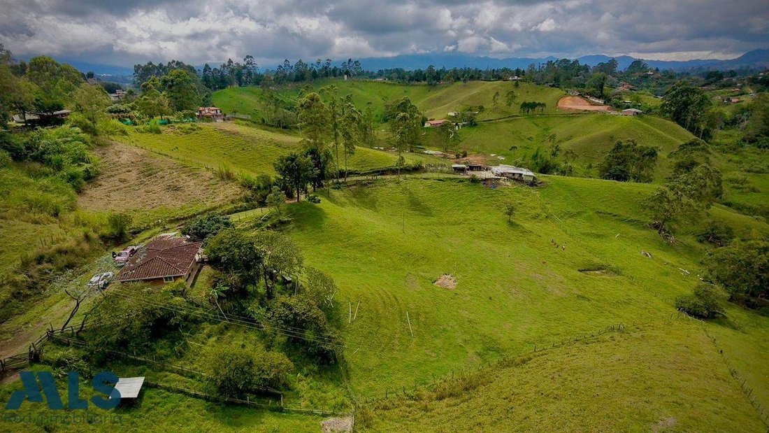 Terrain à Rionegro, Antioquia, Colombie 3 - 17267961