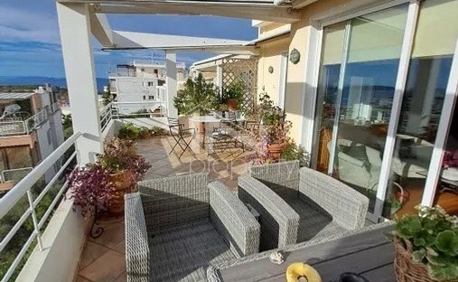 House in Vouliagmeni, Attica, Greece 1