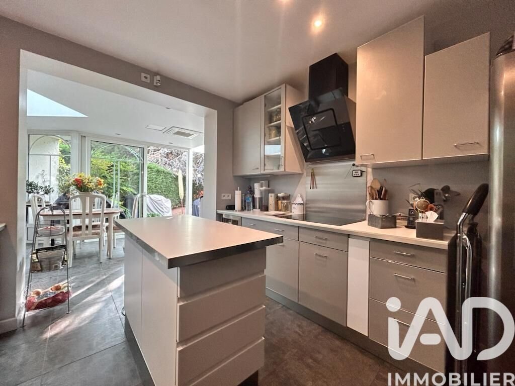 House in Sucy-en-Brie, Ile-de-France, France 3 - 17278202