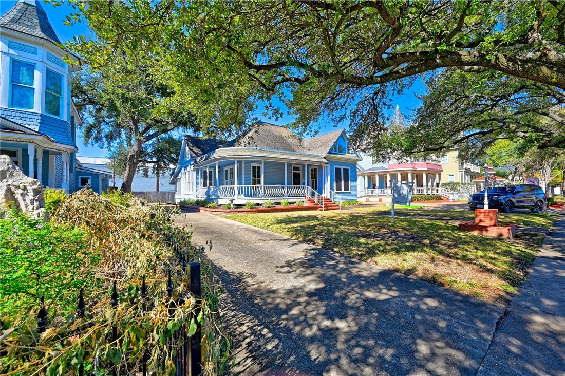 House in Houston, Texas, United States 1 - 17270739