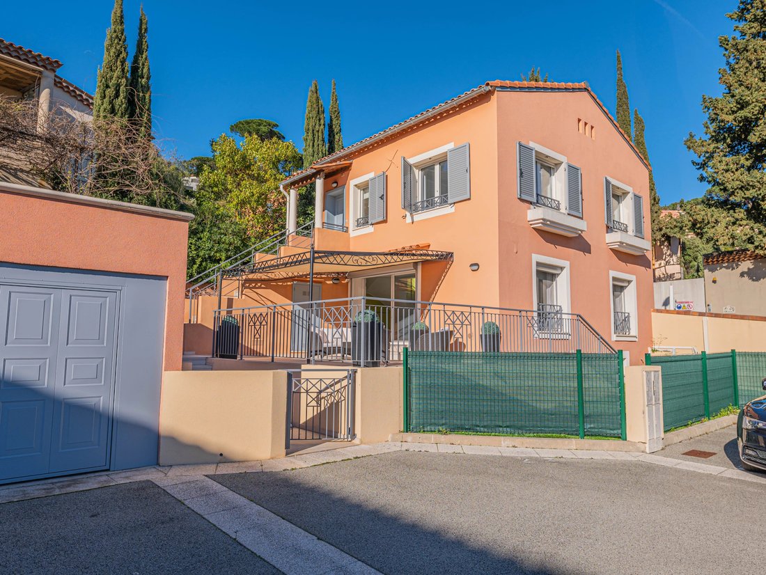 Apartment in Nartelle-Noyer-Bellevue-bd des Sardinaux, Sainte-Maxime, France 3 - 17268516