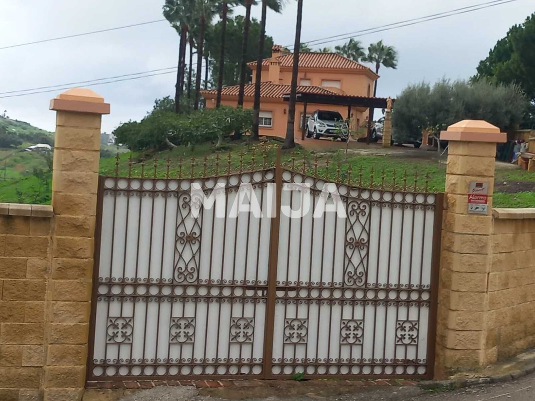 Villa in Estepona, Andalusia, Spain 5 - 17278421