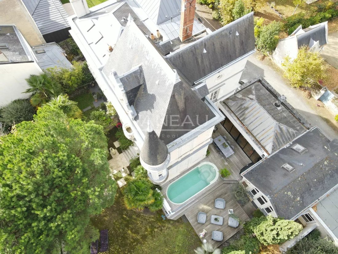 Estate in Madeleine - Saint Léonard - Justices, Angers, France 1 - 17268533