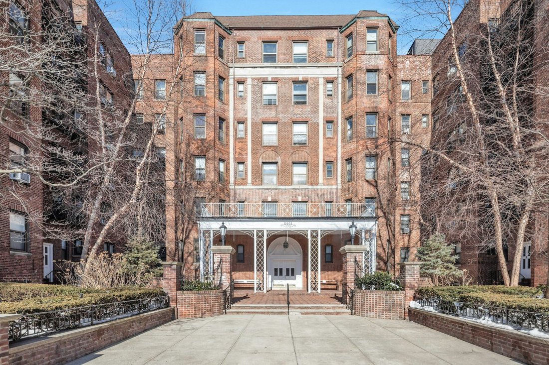 Co Op in New York, New York, United States 4 - 17274321
