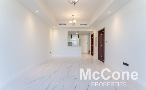 Villa in Dubai, Dubai, United Arab Emirates 1