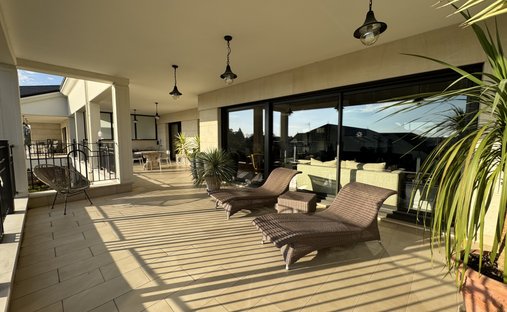 Apartment in Adamville, Saint-Maur-des-Fossés, France 1