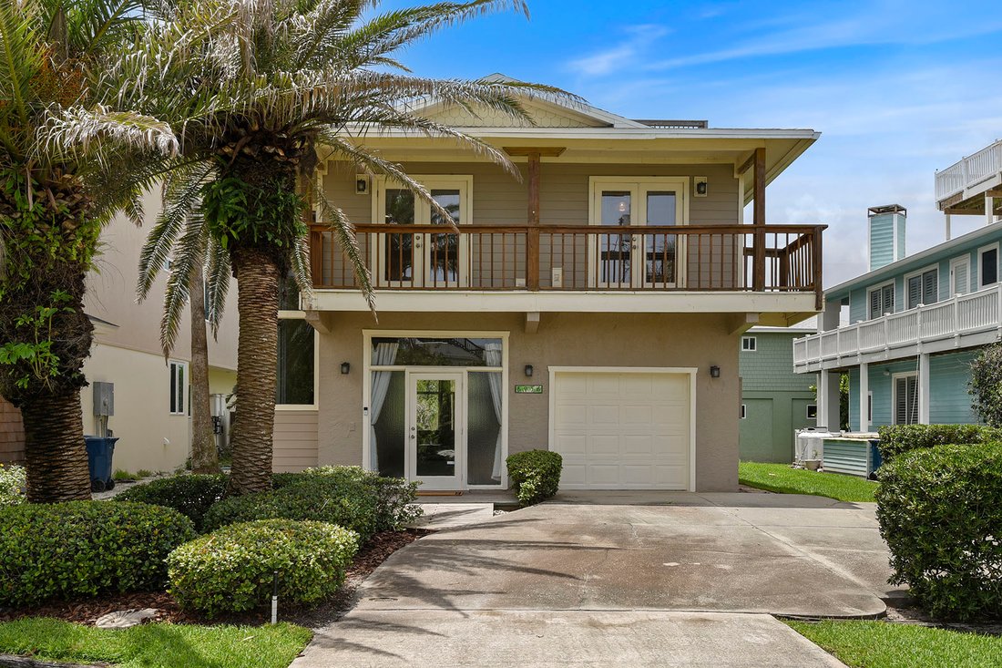 New Smyrna Beach, Florida, United States 1 - 17272883