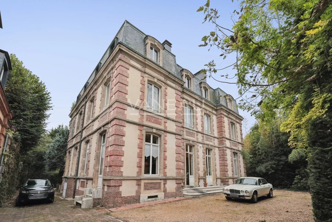 Estate in Centre Ville-Cathédrale, Evreux, France 5 - 17268528