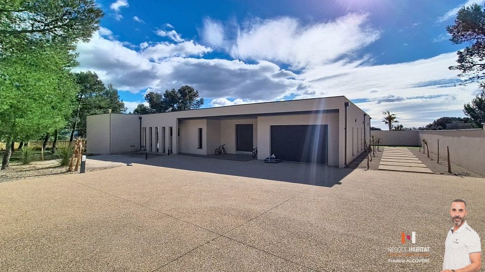 Villa in Camplanier, Nimes, France 4 - 17267656