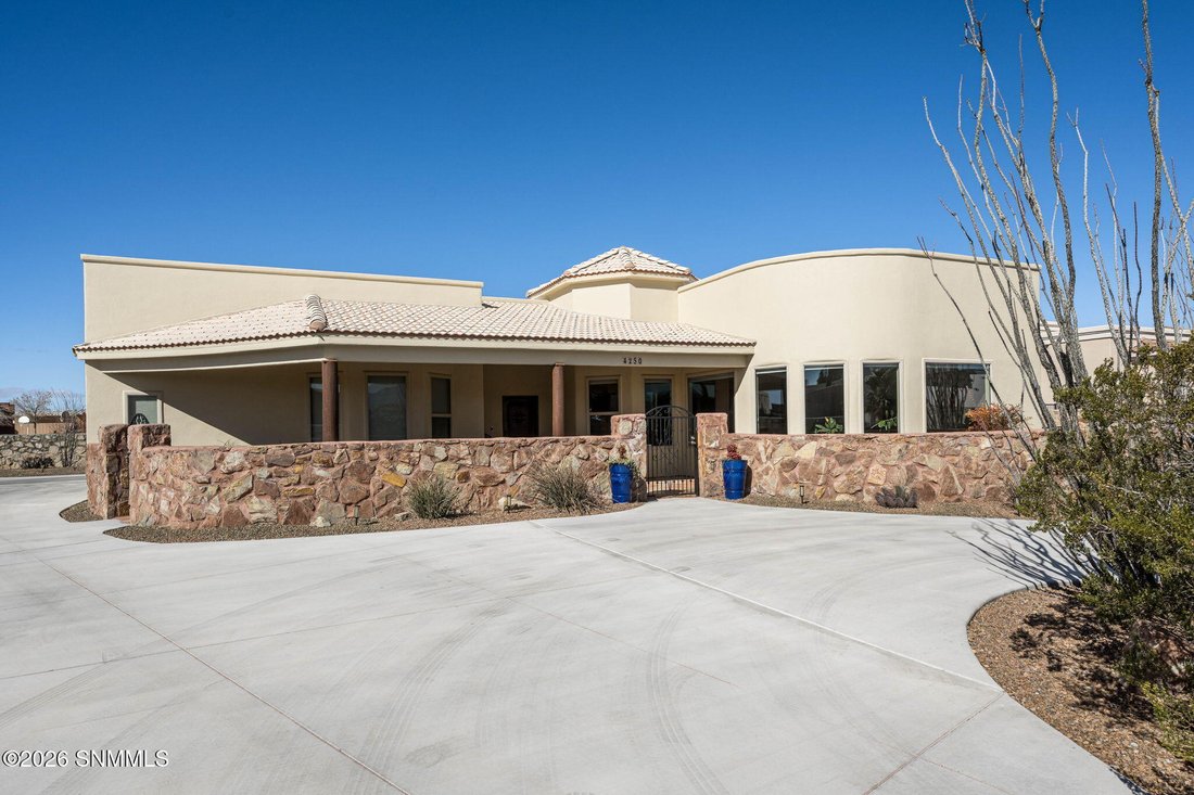 House in Las Cruces, New Mexico, United States 1 - 17268712