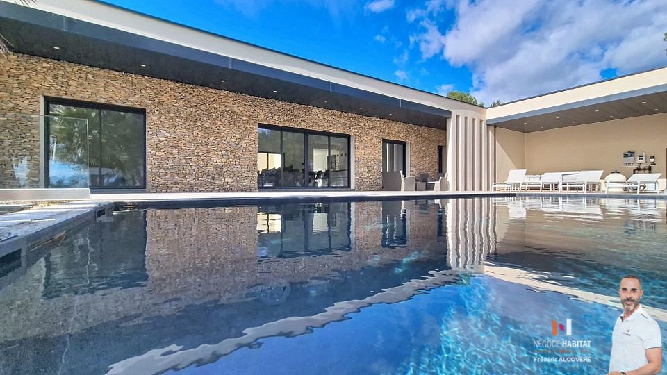 Villa in Camplanier, Nimes, France 1 - 17267656