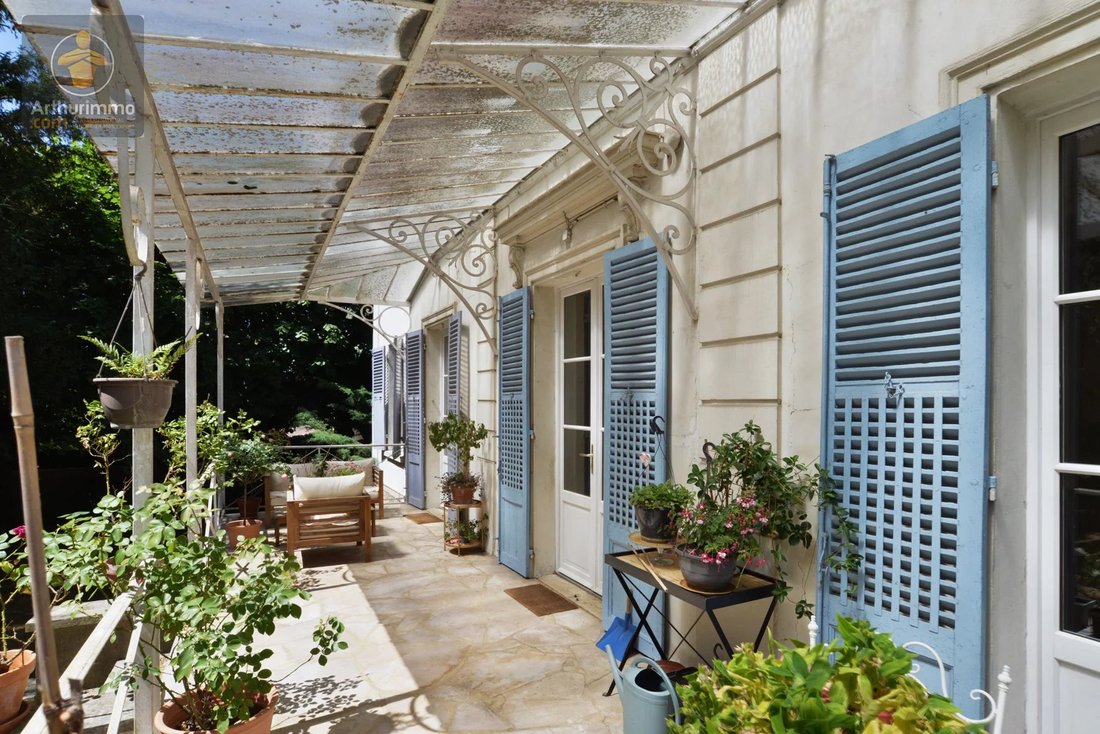 House in Mandres-les-Roses, Ile-de-France, France 2 - 17274857