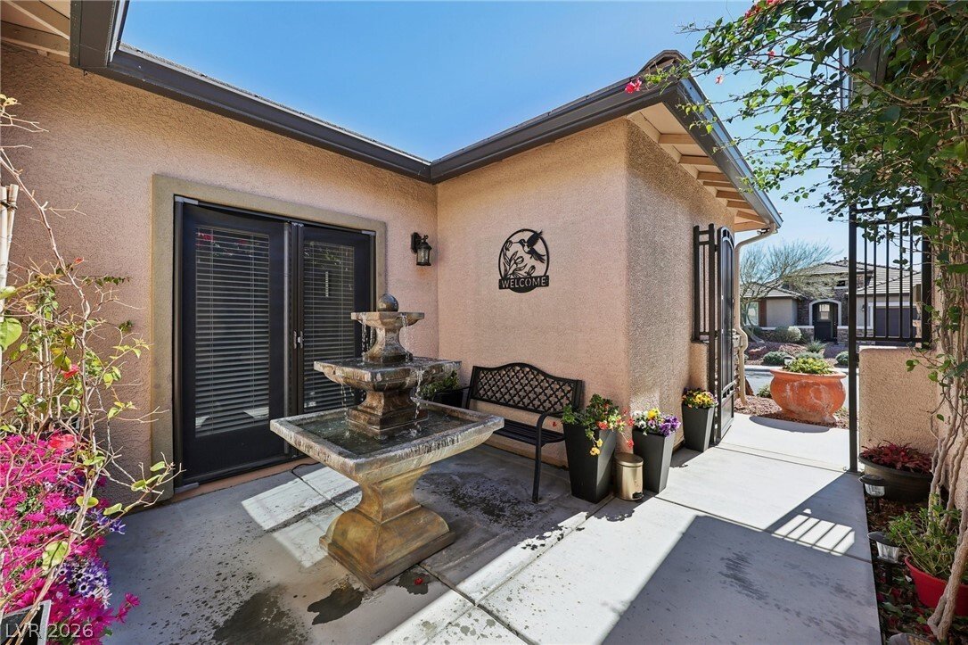 House in Las Vegas, Nevada, United States 4 - 17269438