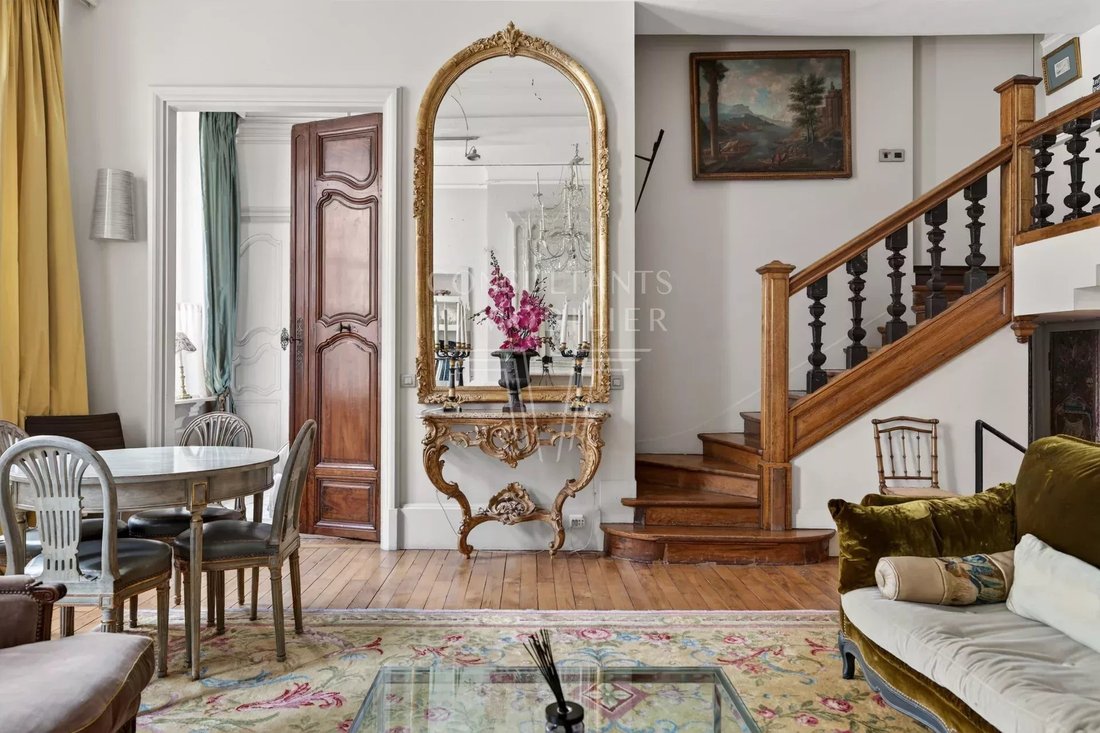 Apartment in Archives, Paris 3e Arrondissement, Paris 1 - 17268215