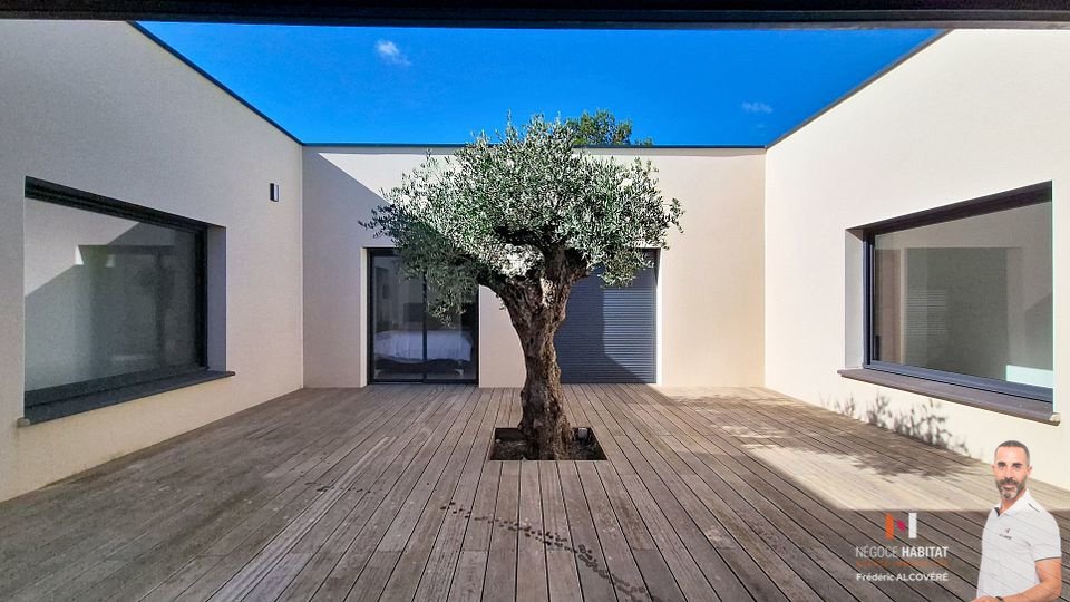 Villa in Camplanier, Nimes, France 3 - 17267656