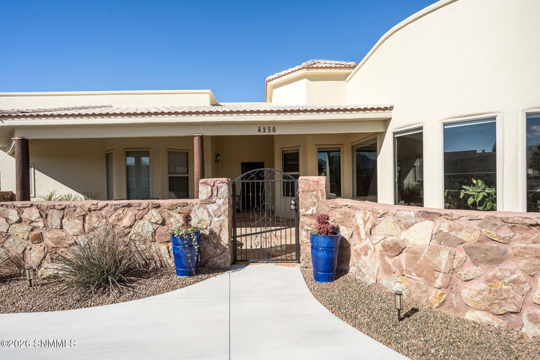 House in Las Cruces, New Mexico, United States 3 - 17268712
