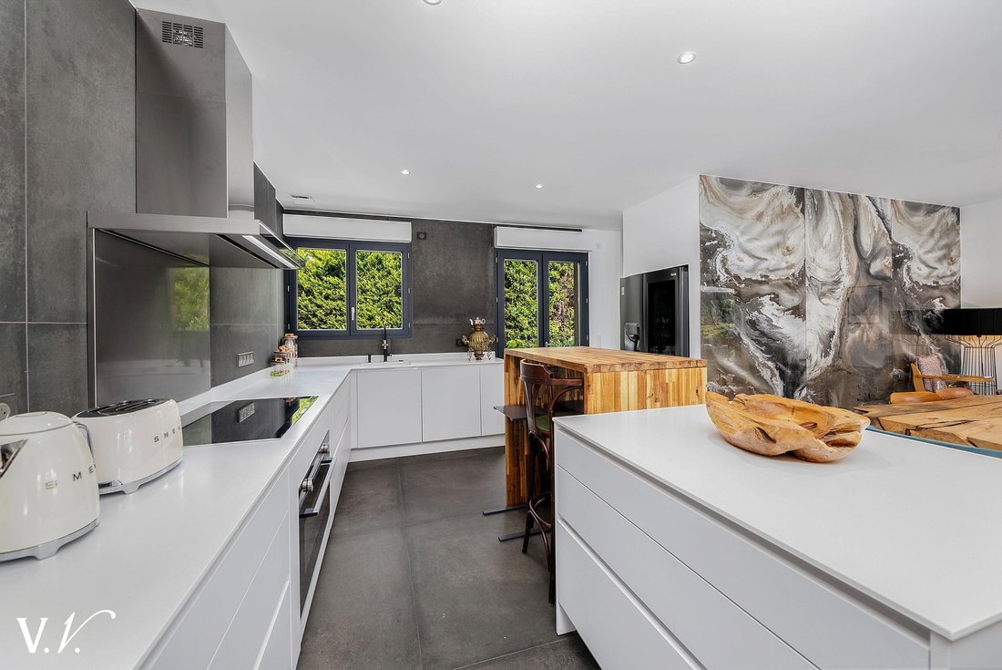 Villa in Bourg, Eysines, France 4 - 17014900