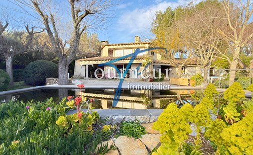Villa in Nord, Sanary-sur-Mer, France 1