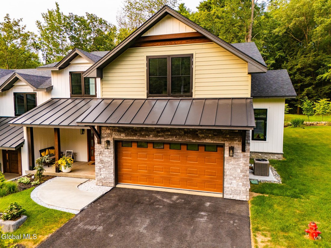 Townhouse in Lake George, New York, United States 2 - 17269345