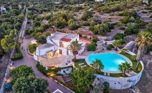 Villa in Ludovico Street - Corso Umberto I - Vittorio Emanuele Street, Ostuni, Apulia 1