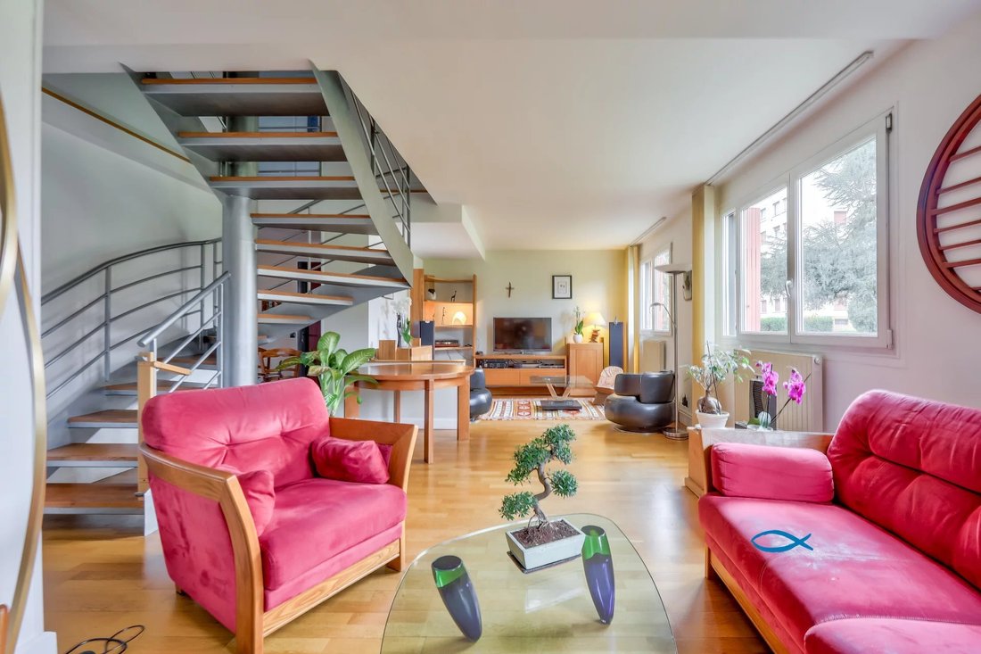 House in Chantiers-Prochefontaine, Versailles, France 2 - 17268487