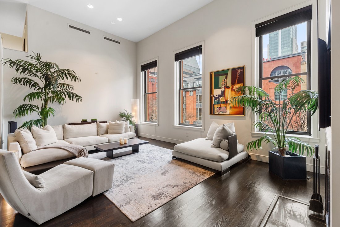 Condo in Boston, Massachusetts, United States 1 - 17273004