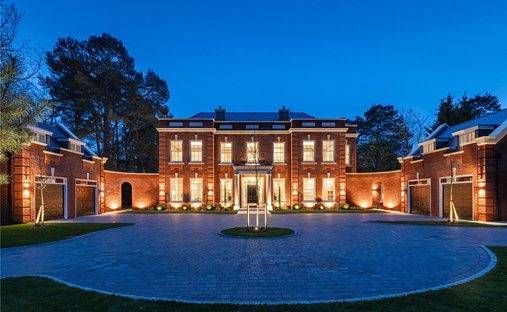 Casa a Addlestone, Inghilterra, Regno Unito 1