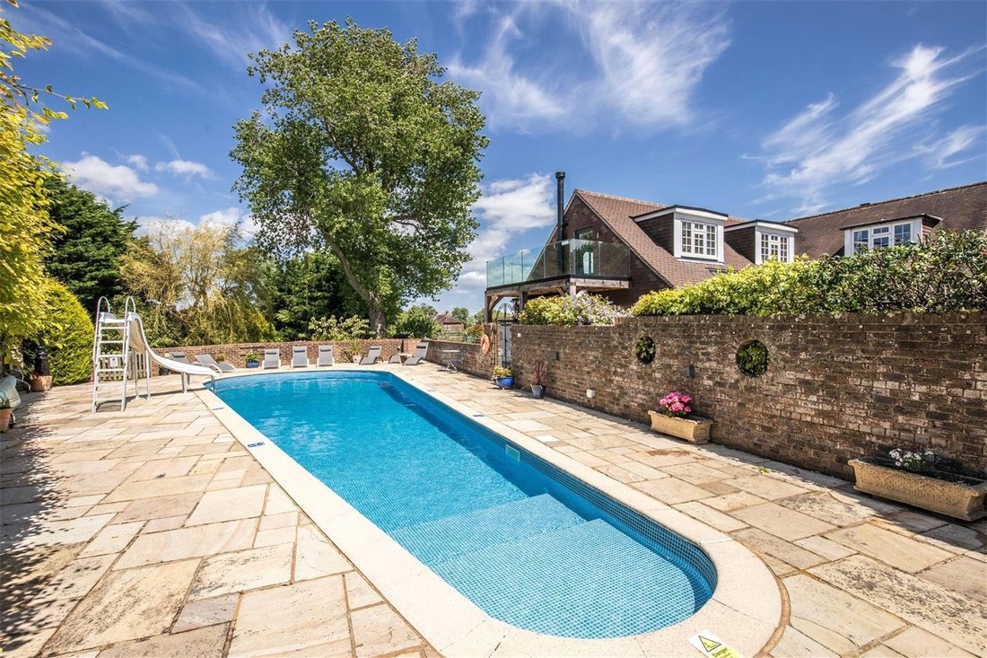 House in East Sussex, England 3 - 17268189