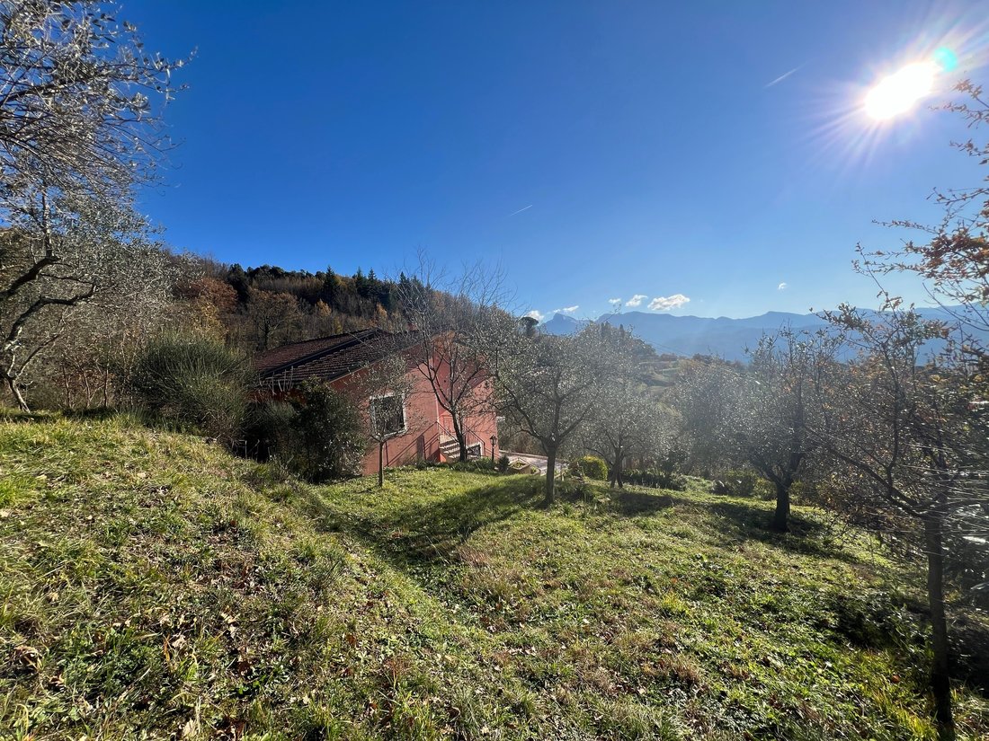 Villa in Fivizzano, Tuscany, Italy 4 - 17279388