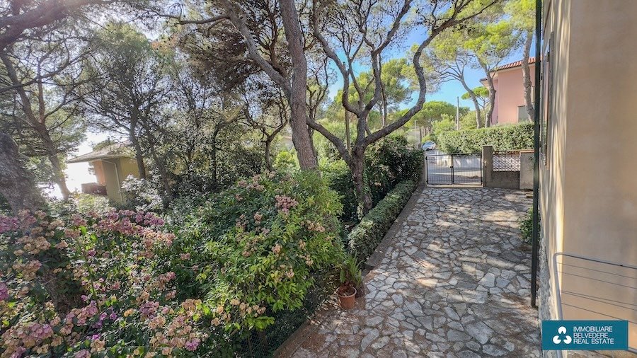 House in Castiglioncello, Rosignano Marittimo, Tuscany 5 - 17273164
