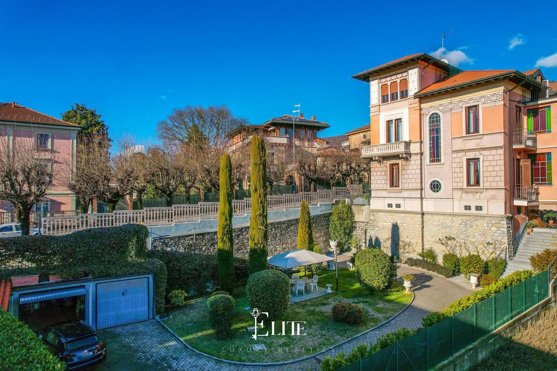 Villa in Gavirate, Lombardy, Italy 4 - 17267423