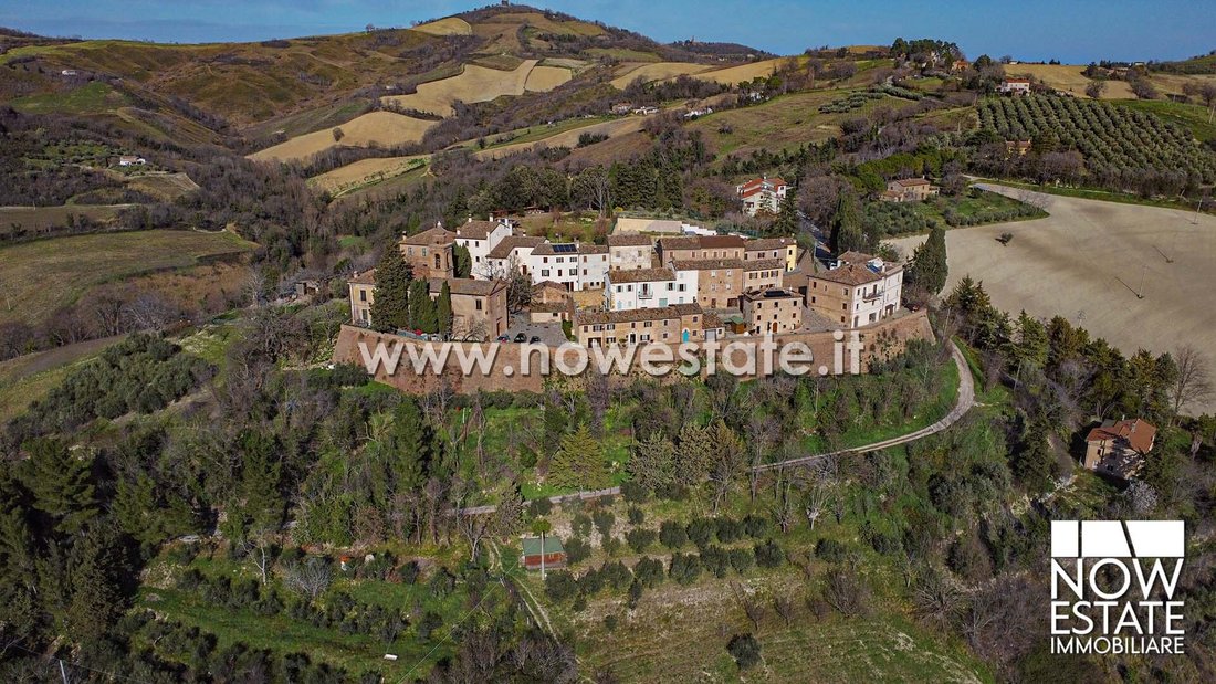 Estate in Calcinelli, Marche, Italy 2 - 15829110