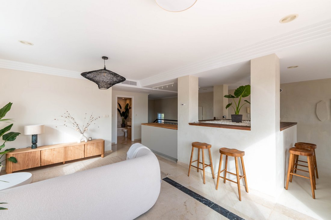 Penthouse in Marbella, Andalusia, Spain 4 - 17273133