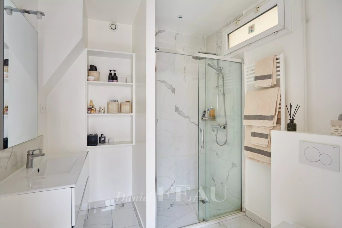 Apartment in Porte Dauphine, Paris 16e Arrondissement, Paris 5 - 17269948