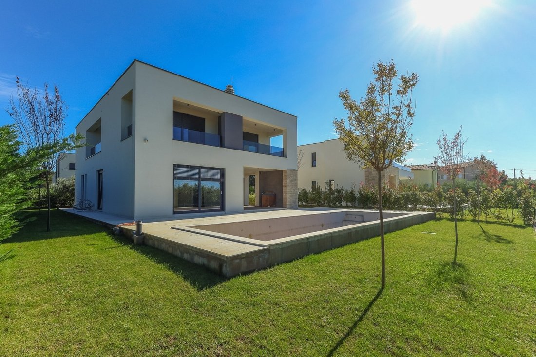 Villa in Porec, Istria County, Croatia 1 - 17276413