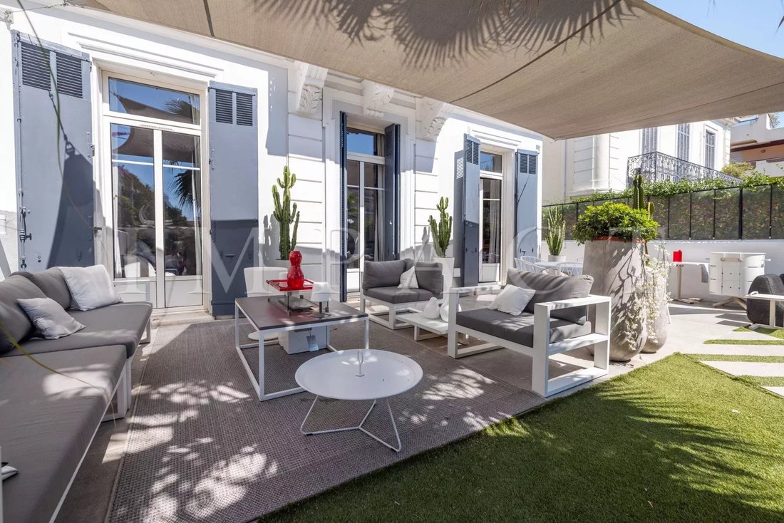 House in Cannes, Provence-Alpes-Côte d'Azur, France 2 - 17268722