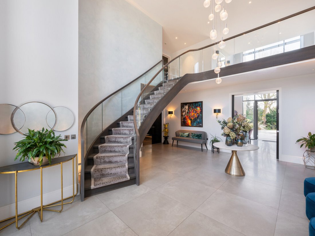 House in Bushey Heath, Hertsmere, England 5 - 17278657