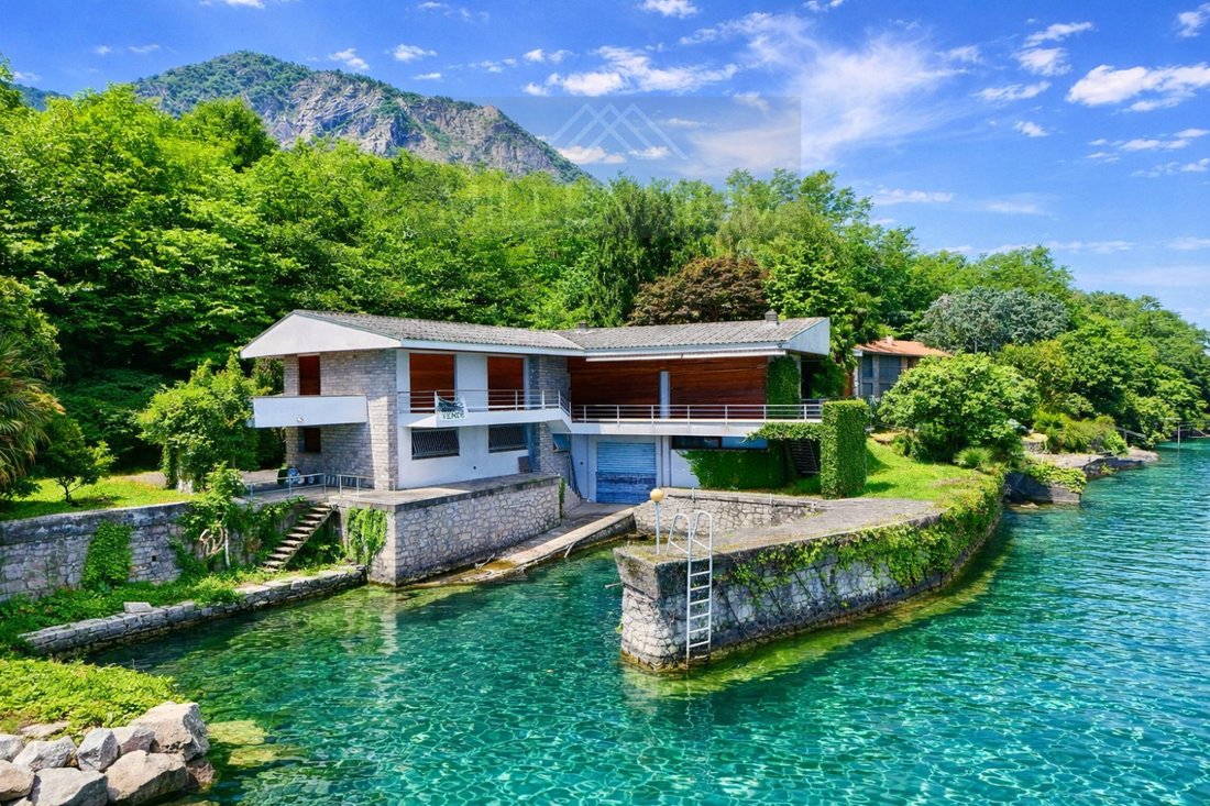 Villa in Baveno, Piedmont, Italy 3 - 17275559