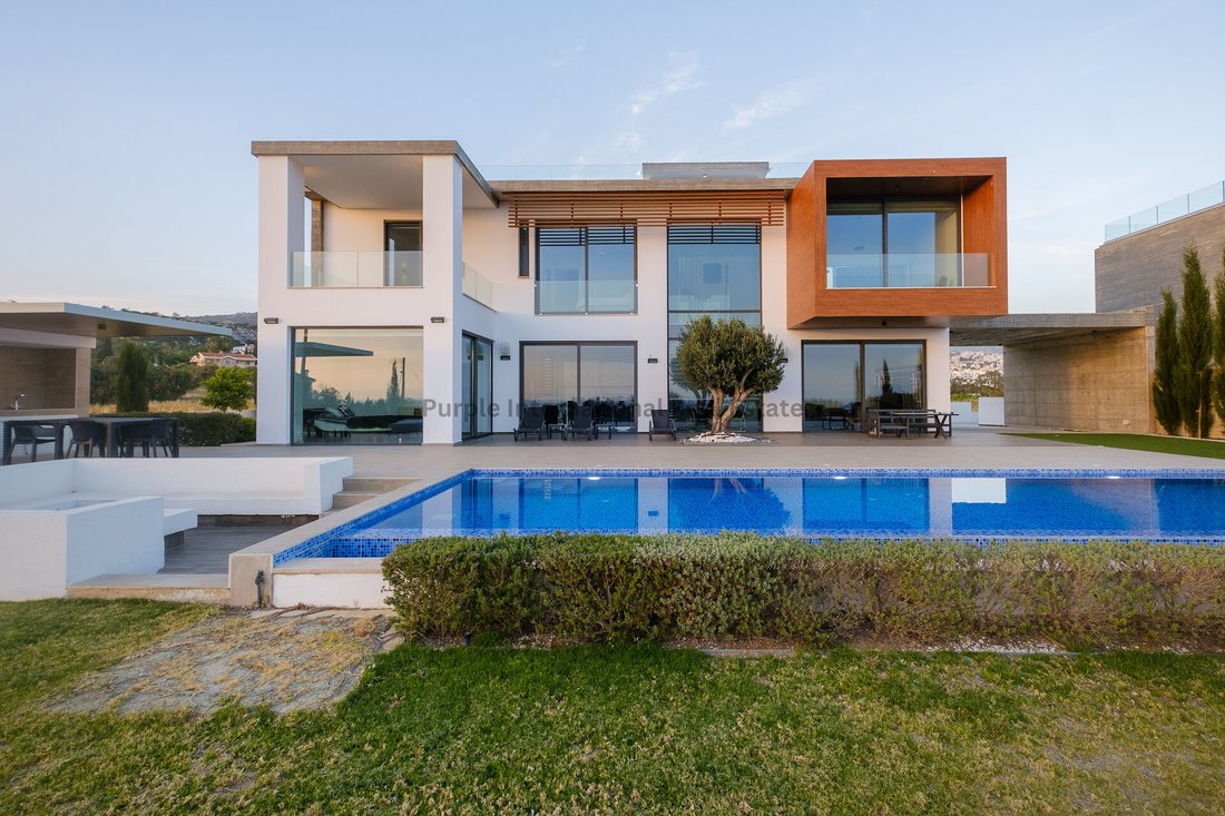 Villa in Peyia, Paphos, Cyprus 1 - 15235772