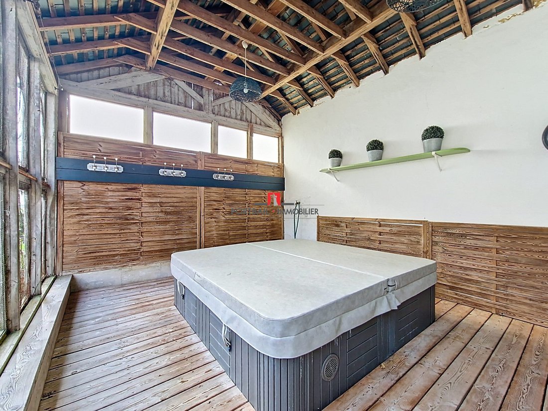 House in Bayon-sur-Gironde, Nouvelle-Aquitaine, France 2 - 17256628