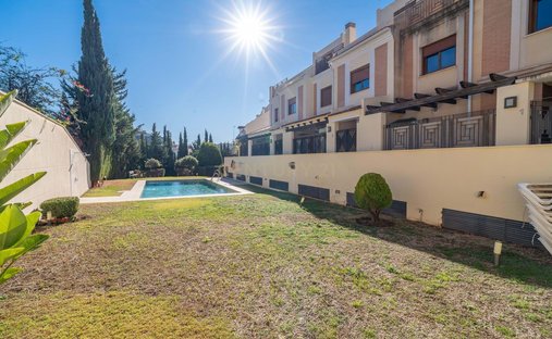 Villa in Este, Malaga, Spain 1