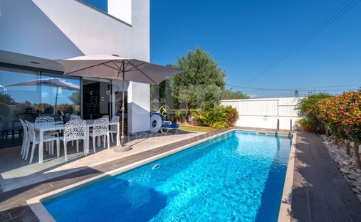 Villa in Lagoa und Carvoeiro, Algarve, Portugal 1